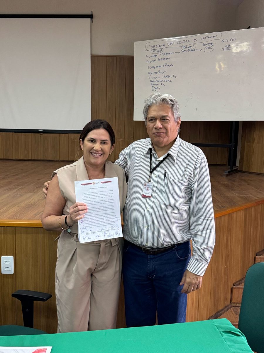 Prefeita de Cajazeiras - Corrinha Delfino