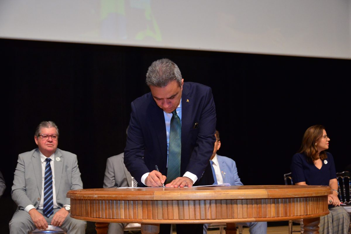 Lancamento-Pacto-153