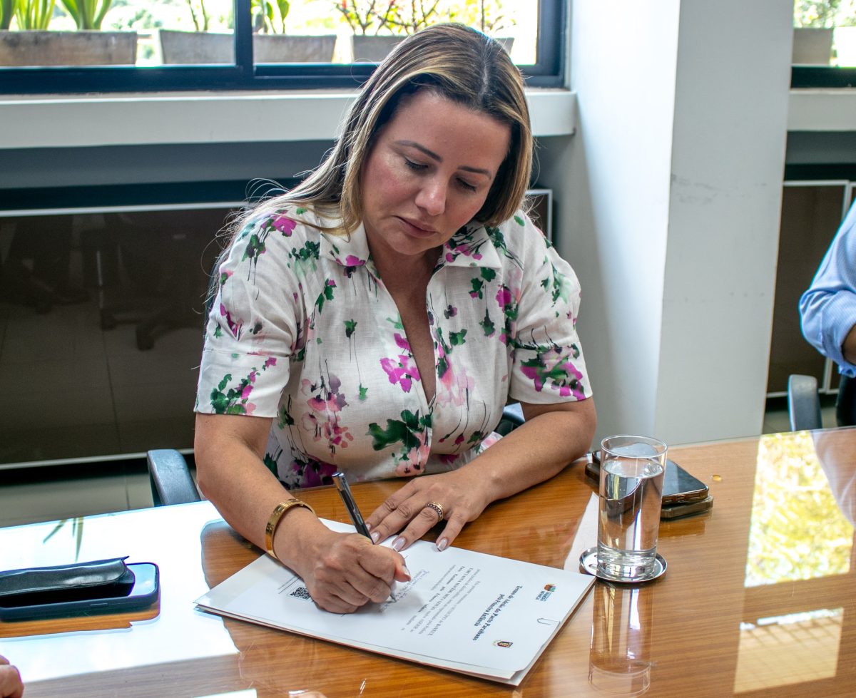 Prefeita de Bayeux - Tarcyanna Macedo Mota Leitão
