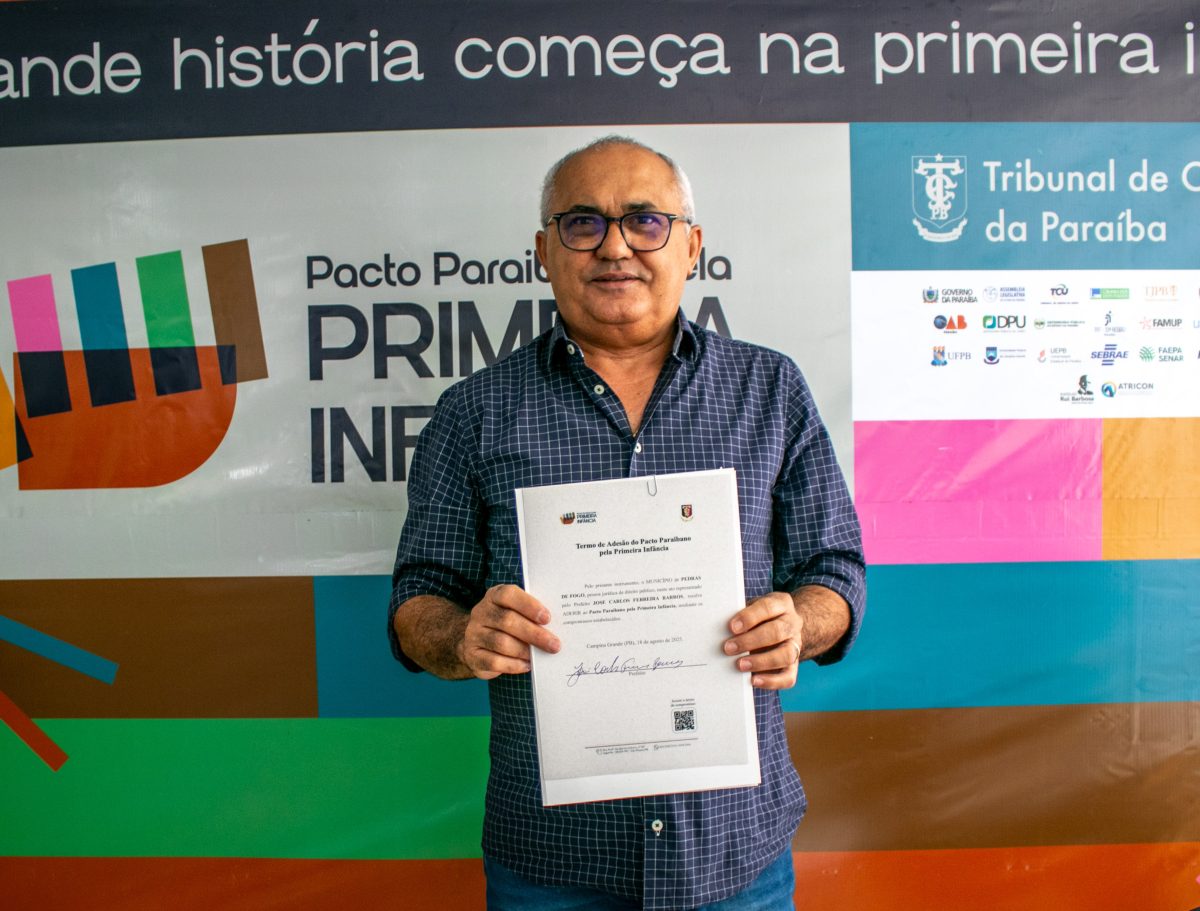Prefeito de Pedras de Fogo - José Carlos Ferreira Barros