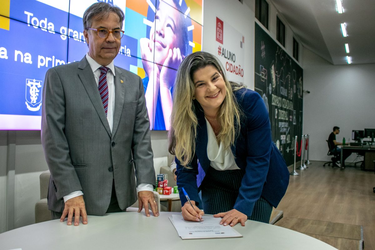 Prefeita de Umbuzeiro - Fernanda Isabel Leal de Moraes