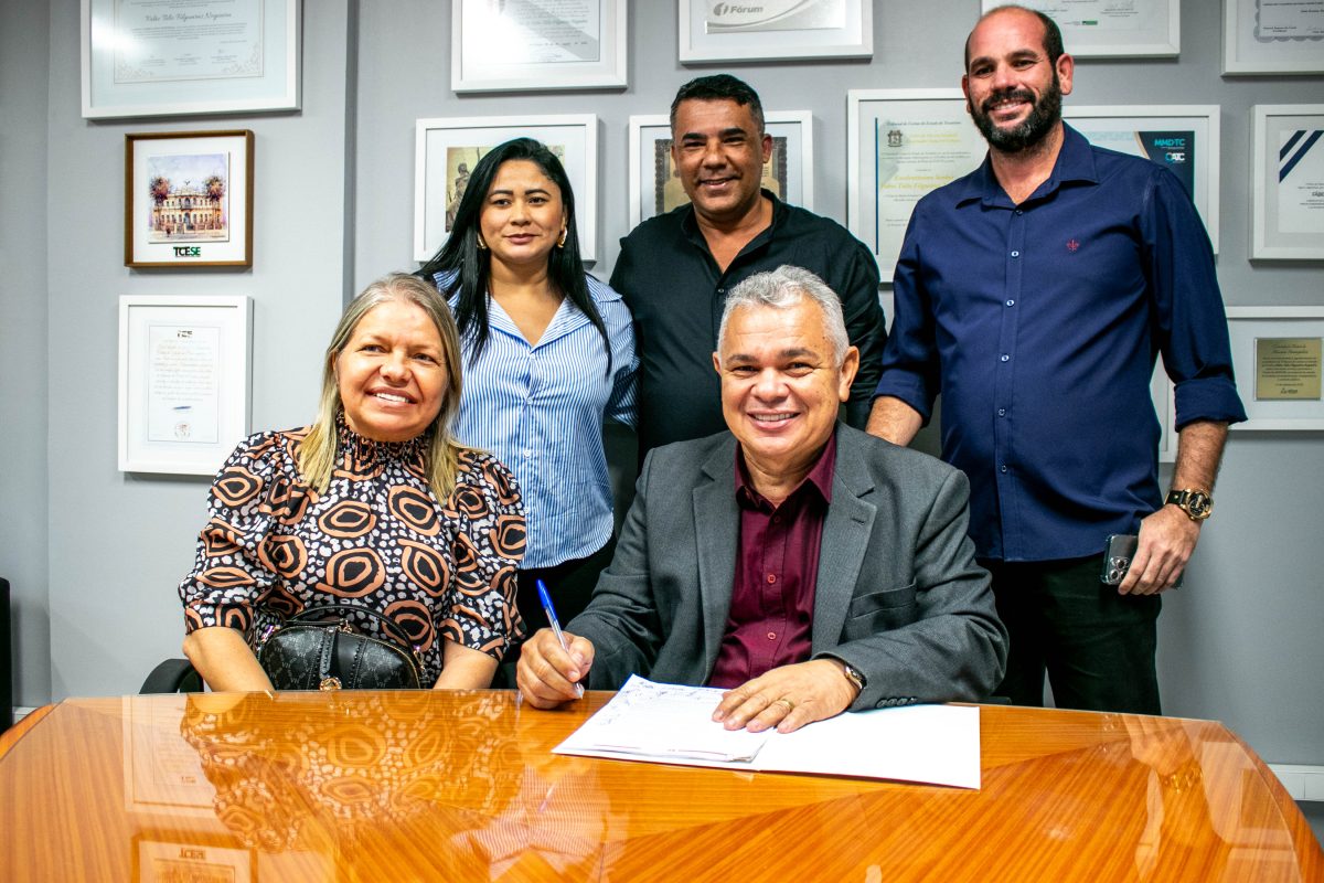 Prefeito de Alhandra - Marcelo Rodrigues