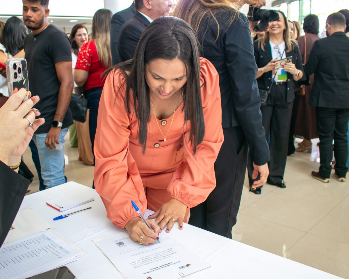 Prefeita de São José do Brejo de Cruz - Kledyanne Cristina da Silva Gomes
