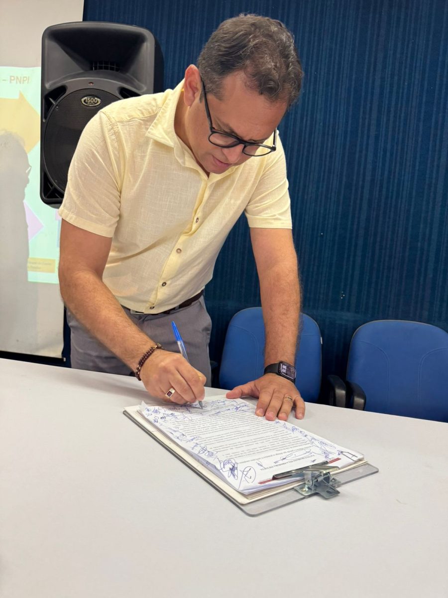 Prefeito de Lastro - Ronaldo Gonçalves