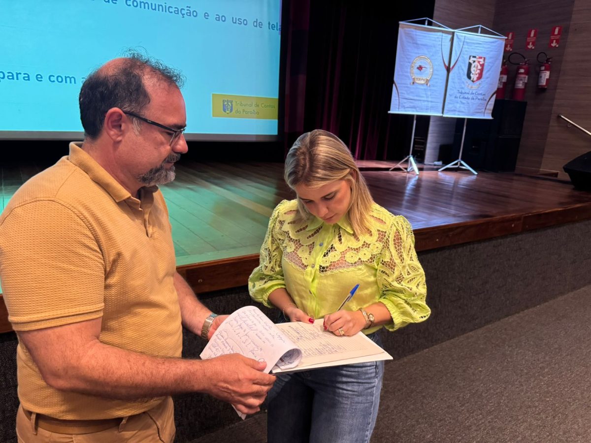 Prefeita de Juazeirinho - Anna Virgínia de Brito Matias