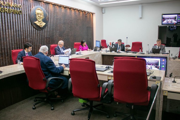 Câmara do TCE aprova as contas anuais de quatro Câmaras Municipais e dois Institutos de Previdência