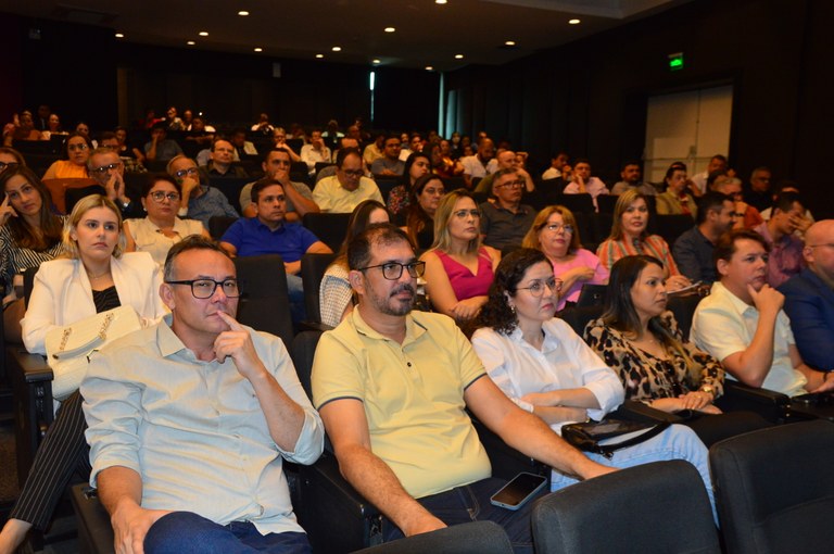 TCE reúne prefeitos e técnicos municipais para a discussão da ordem cronológica dos pagamentos