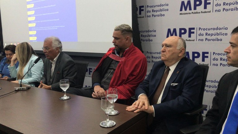 Presidente do TCE-PB participa de evento no MPF para discutir direitos humanos e diversidade religiosa