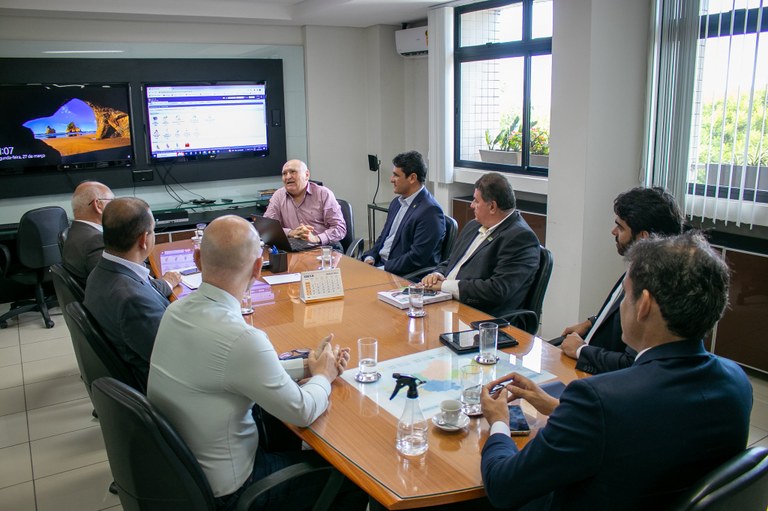 Presidente do TCE-PB recebe visita de vereadores de João pessoa para tratar do Plano Diretor do Município