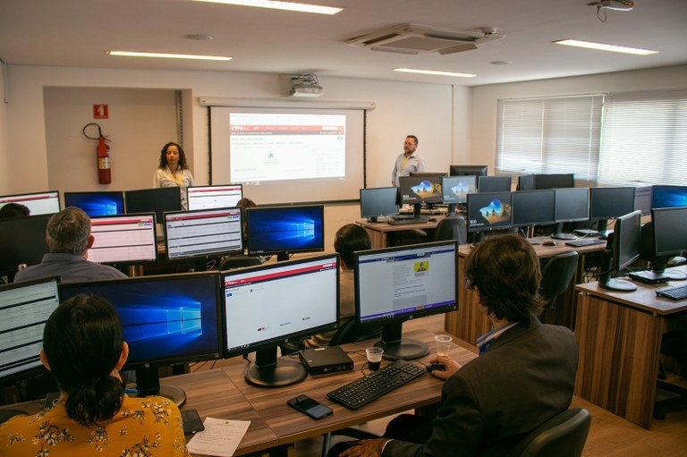 Servidores do TCE-PB recebem treinamento sobre o PBDoc realizado pela secretaria de Administração