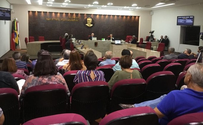 Pleno do TCE-PB aprova voto de pesar pelo falecimento do desembargador Júlio Paulo Neto