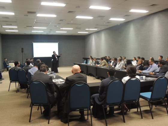 Presidente do TCE-PB apresenta ferramentas de controle em painel no VI Encontro Nacional dos Tribunais