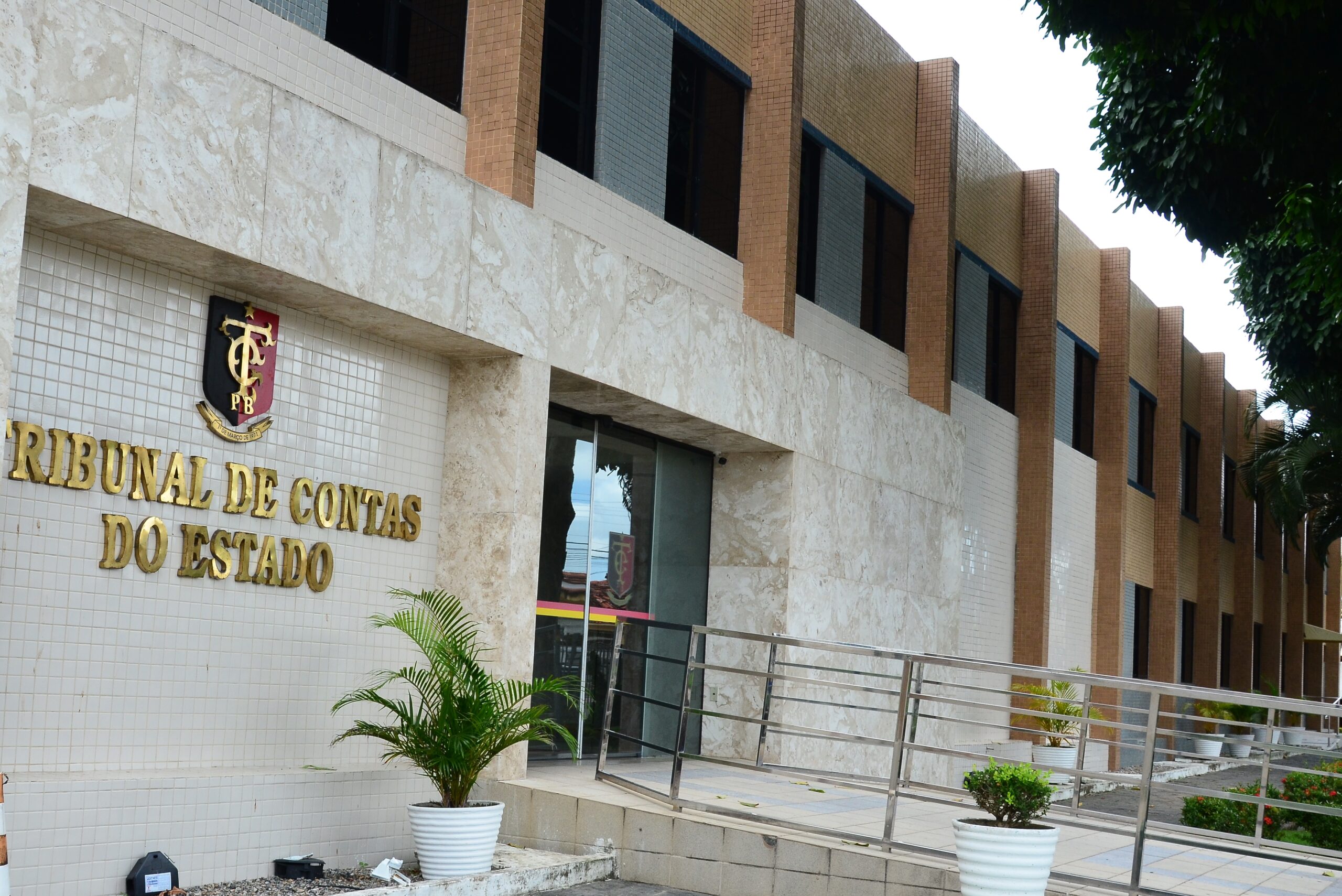 Relator pede adiamento e contas do Governador de 2023 serão apreciadas pelo TCE-PB na próxima terça-feira 06)