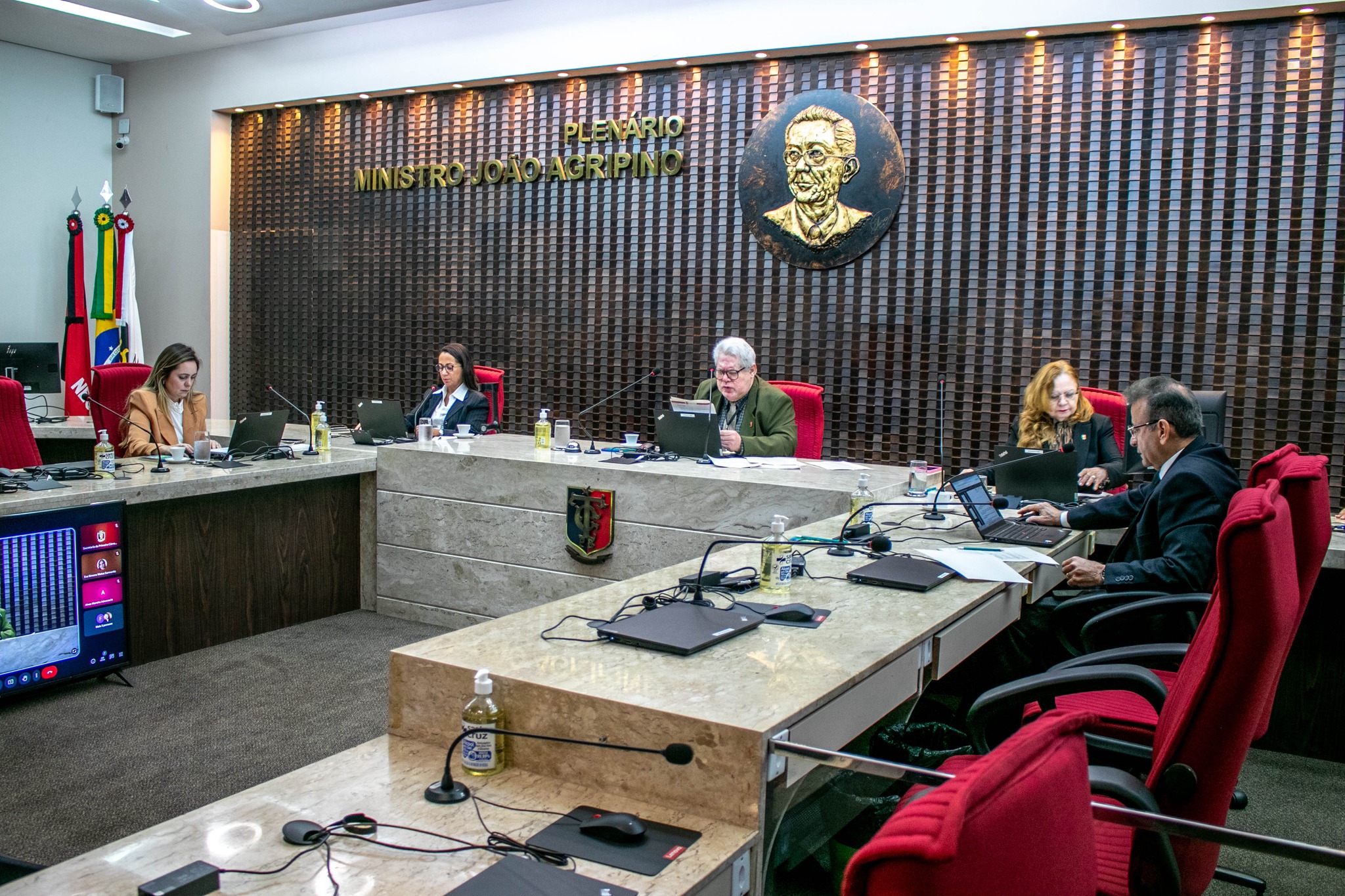 Dezessete Câmaras de Vereadores têm as contas aprovadas pela 1ª Câmara do TCE