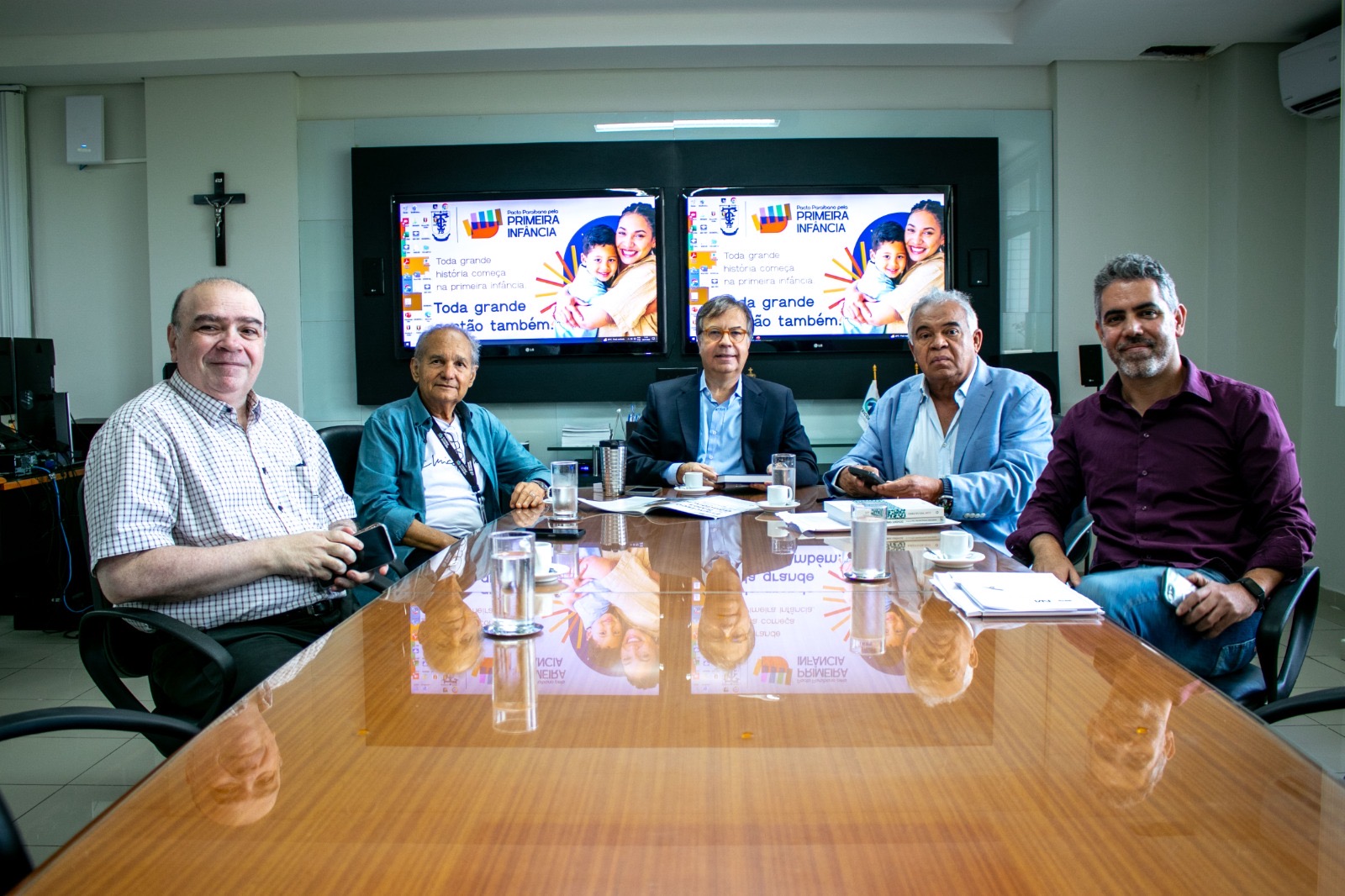 Membros da APL expressam satisfação com ações do TCE em favor da cultura e história