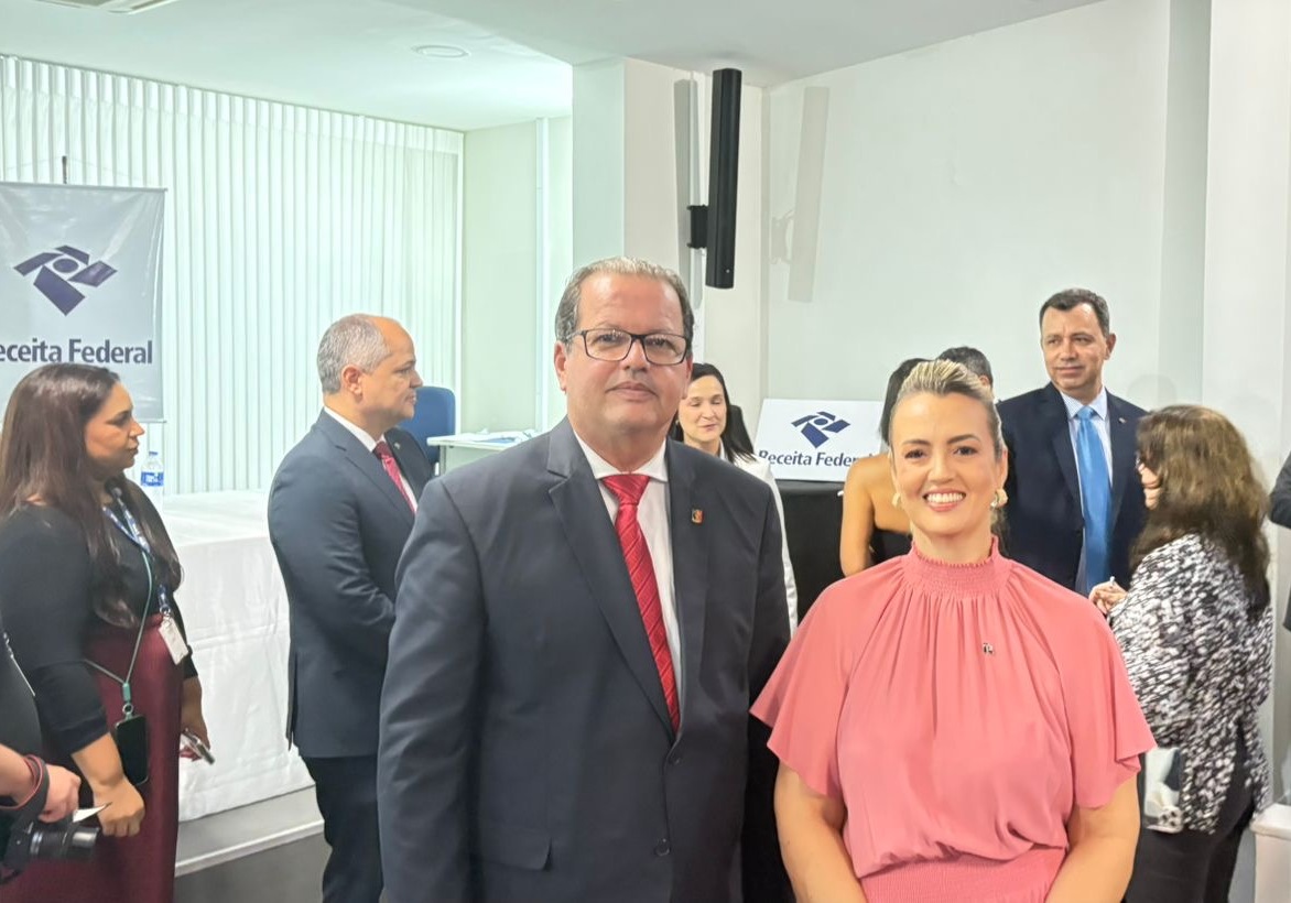 Conselheiro do TCE-PB participa da posse da nova superintendente da Receita Federal na 4ª Região Fiscal