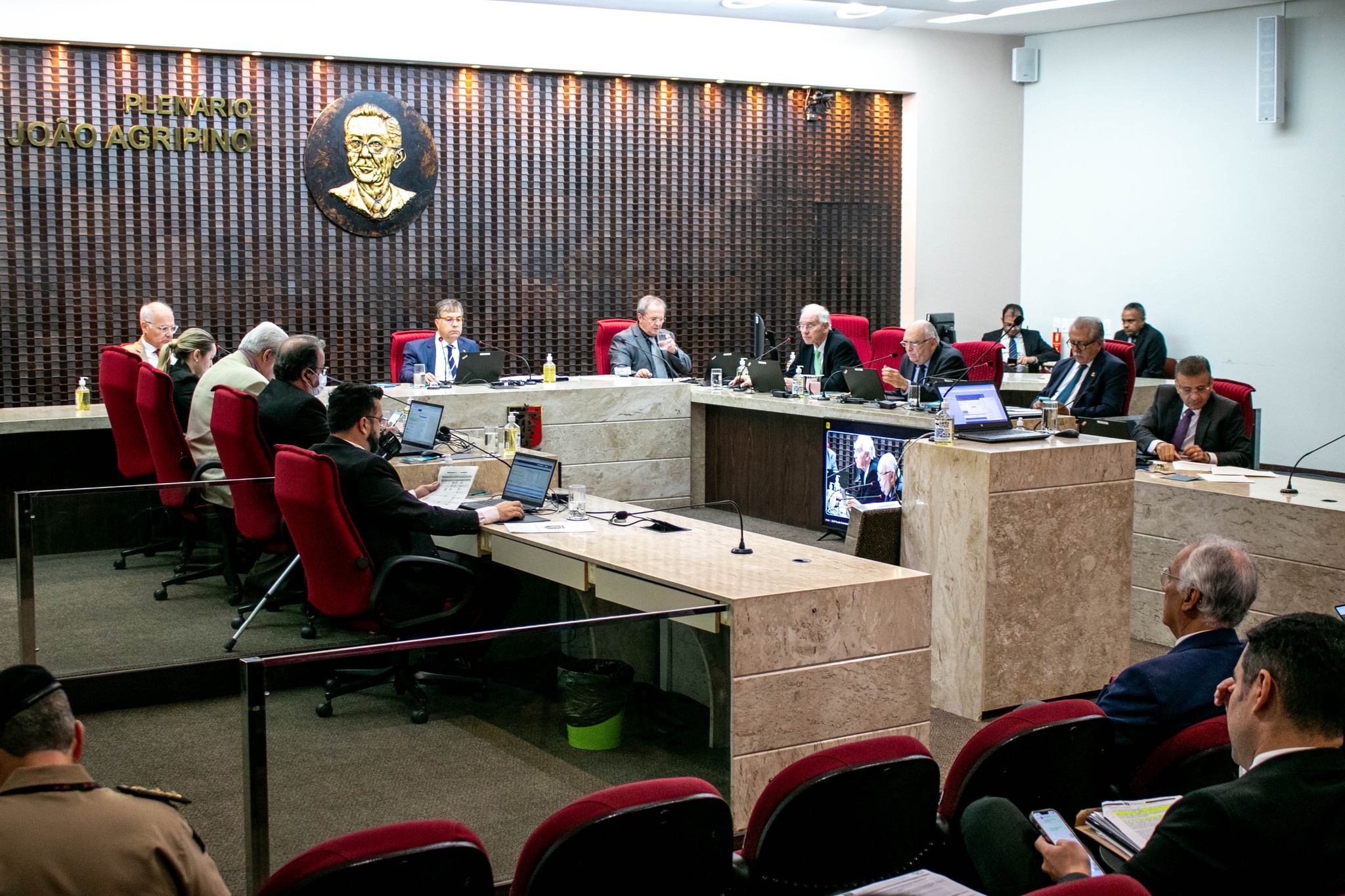 TCE-PB reprova contas da Prefeitura de Triunfo e julga regulares as de duas secretarias e mais oito prefeituras