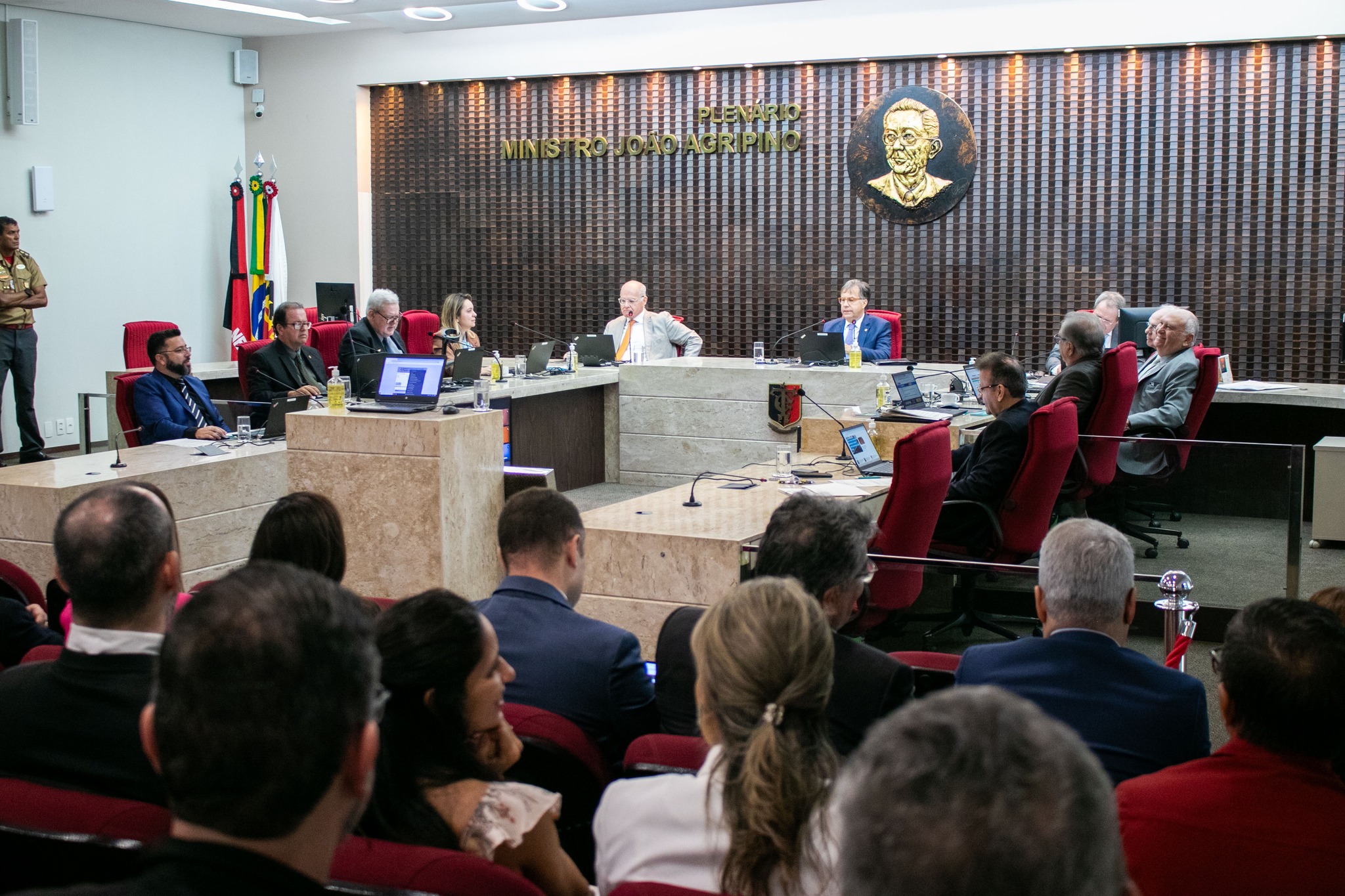TCE-PB aprecia recursos de ex-gestores, julga regulares as contas do Detran, Empreender e mais cinco prefeituras