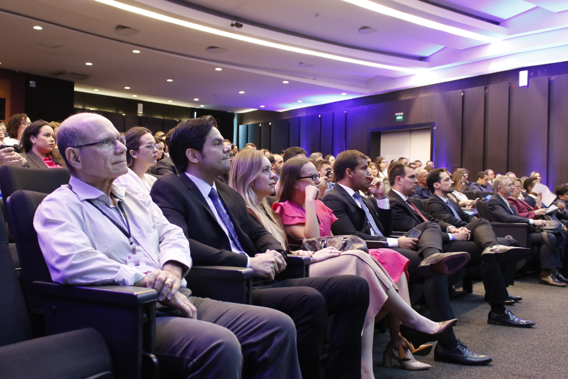 Conselheira do TCE-PB participa da abertura do Congresso Empresarial Contábil e Tributário da Paraíba