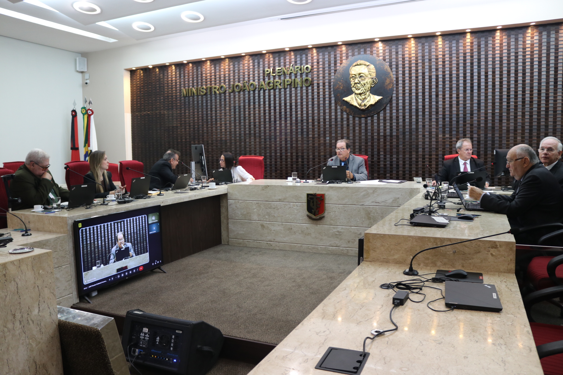 TCE-PB aprova contas de seis prefeituras e decide sobre Consultas em relação à contratação de temporários