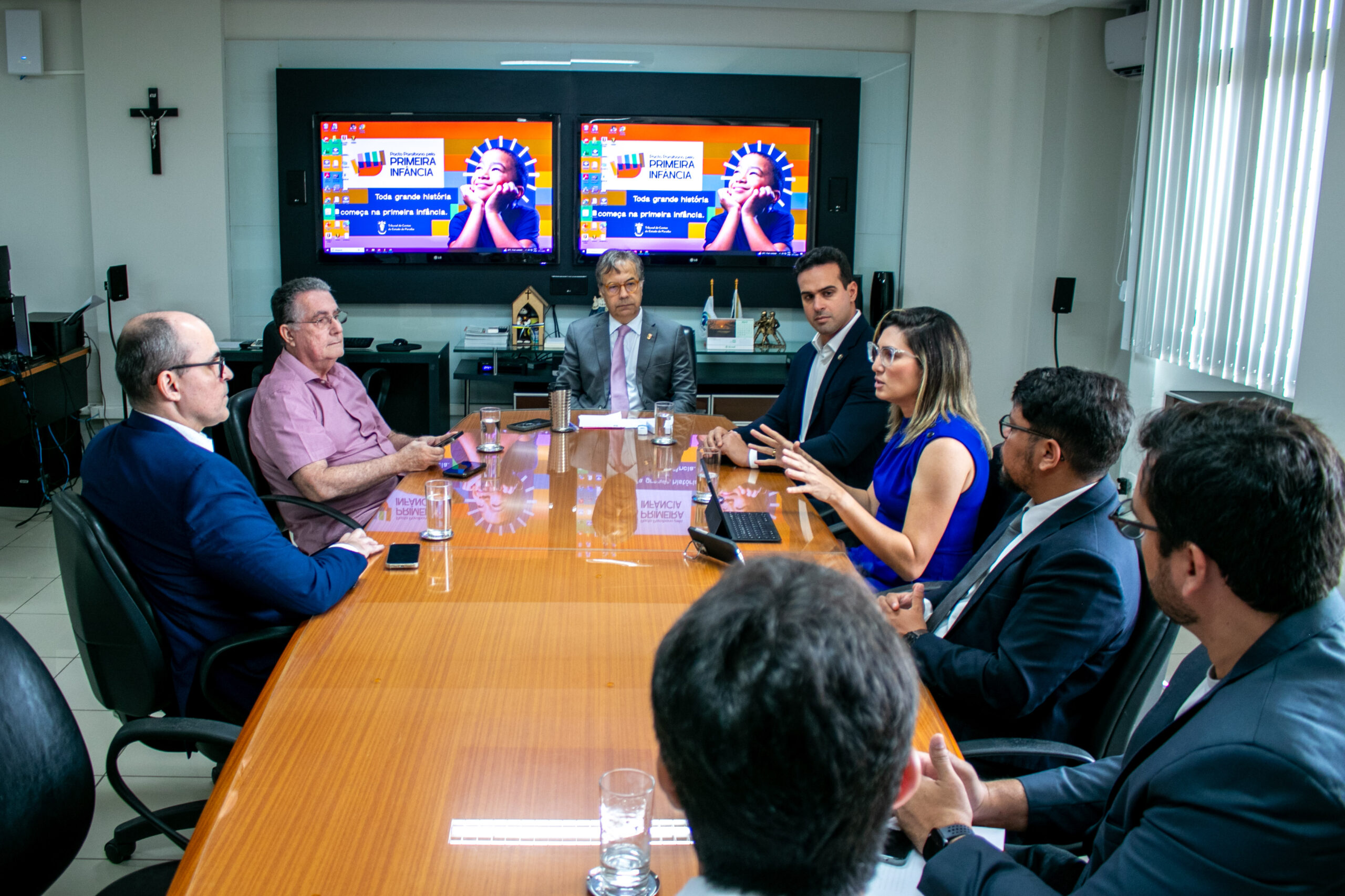 Presidente do TCE-PB recebe vice-governador e dirigentes da Cinep para discutir regularização fundiária de empresas em CG