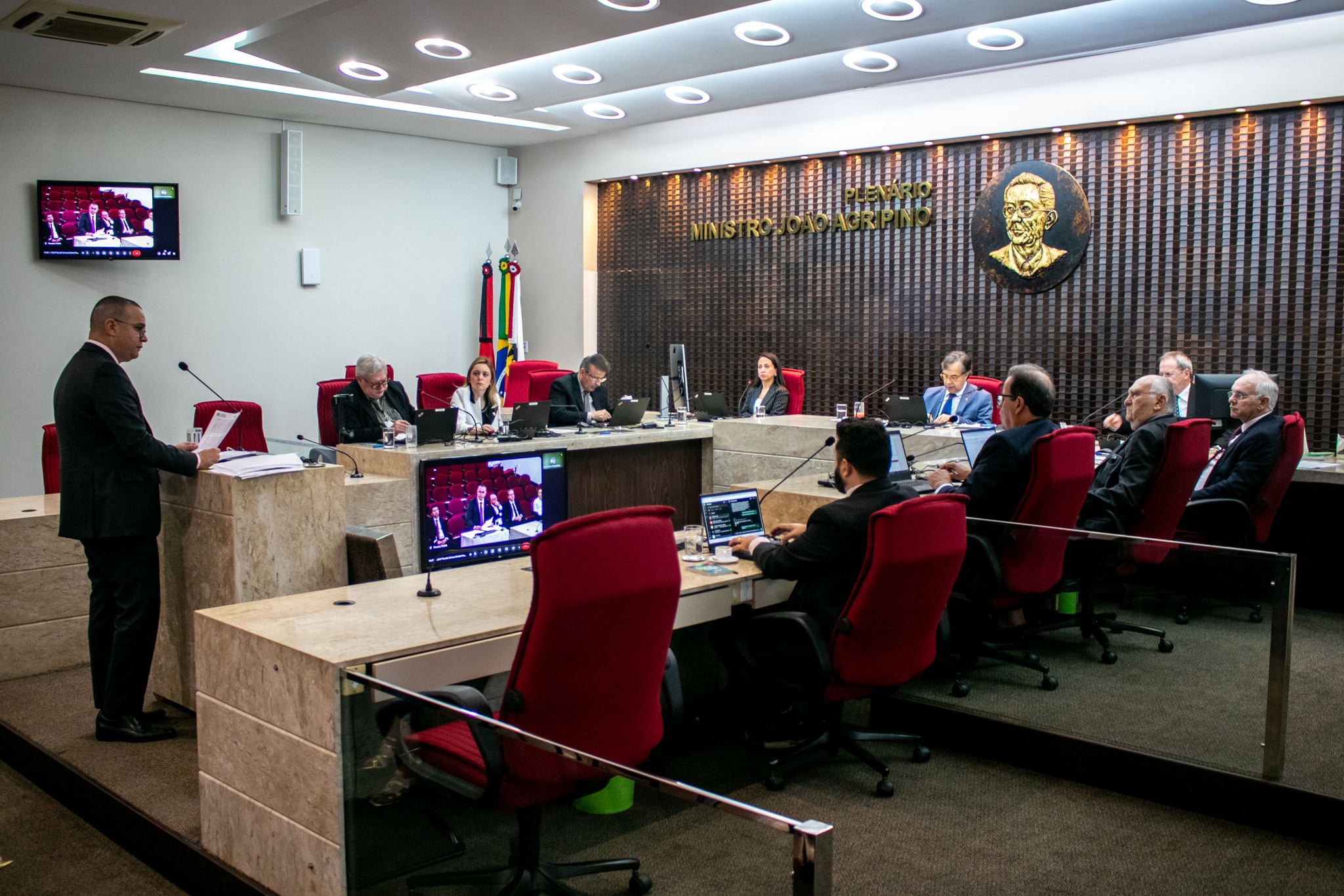 TCE-PB emite parecer pela aprovação das contas de 2024 prestadas pelo governador João Azevedo Lins