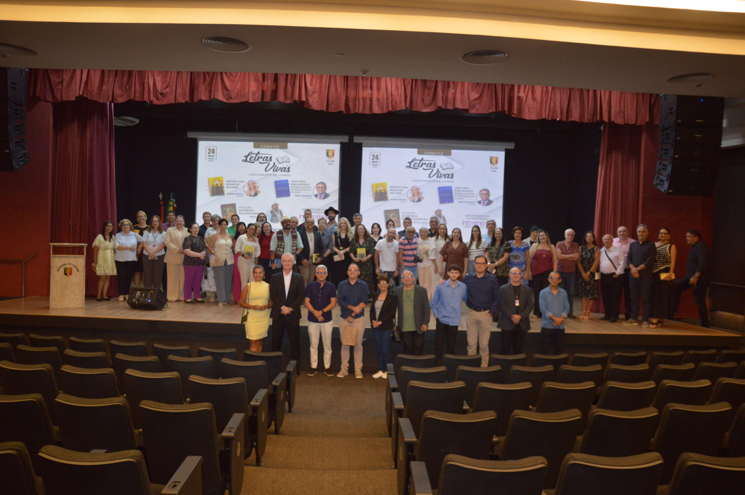 Projeto Letras Vivas reúne escritores e público em noite de celebração à cultura no Centro Cultural Ariano Suassuna