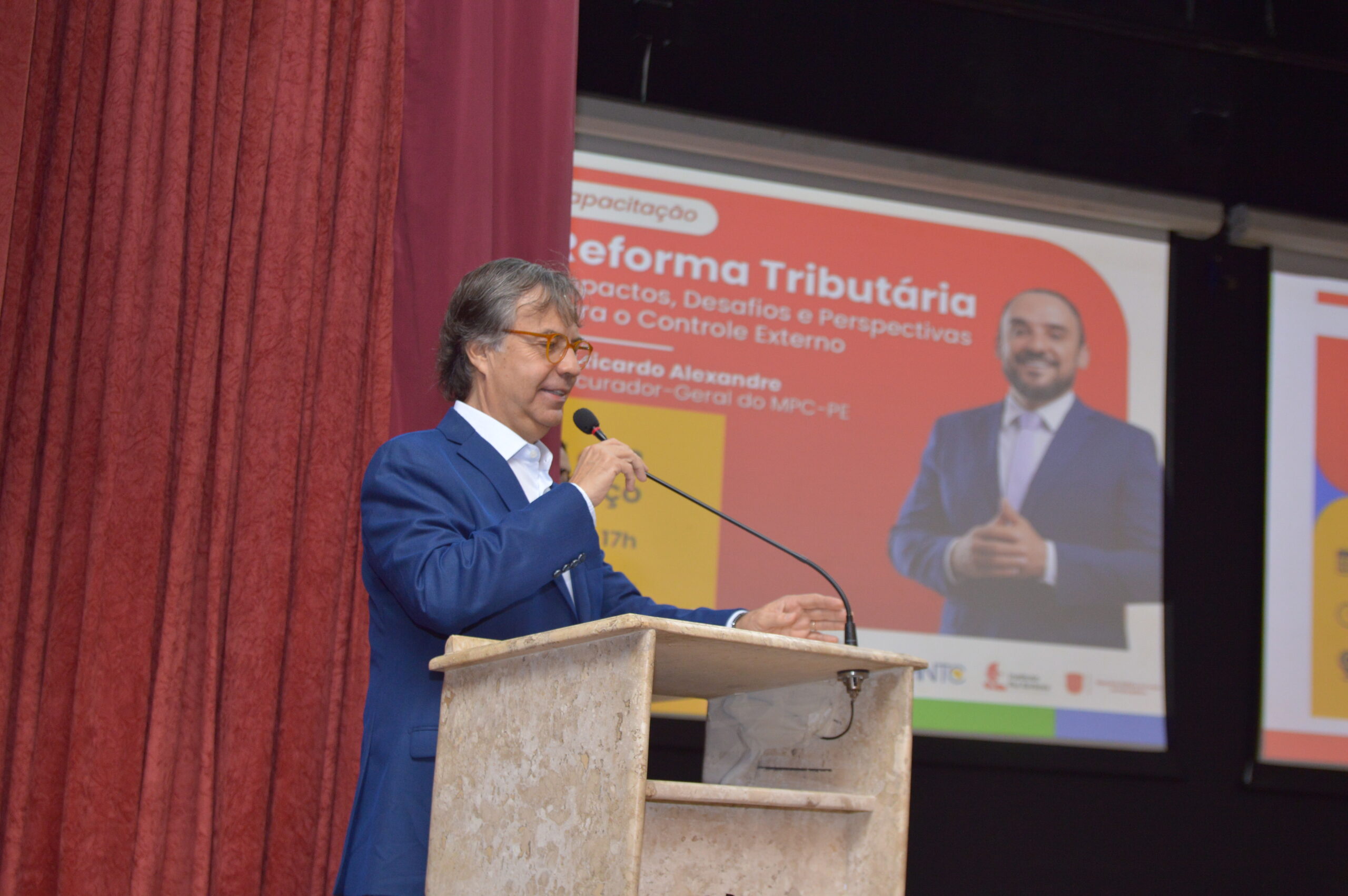 TCs discutem as perspectivas, os impactos  e os desafios da  Reforma Tributária brasileira