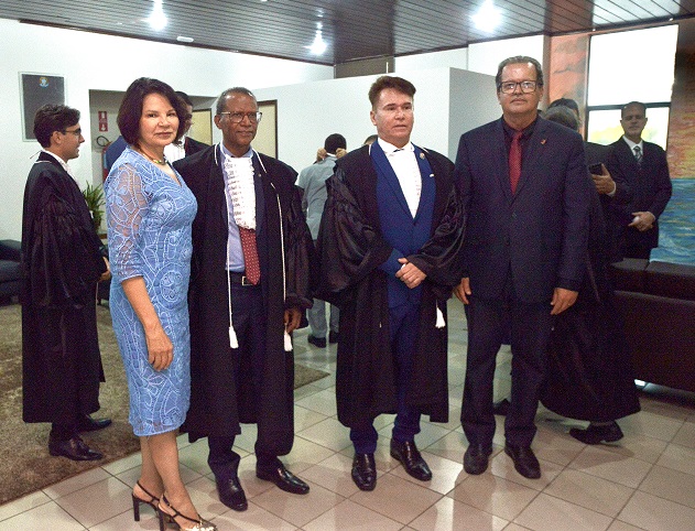 André Carlo Torres representa o TCE na posse de Márcio Murilo na presidência do TRE da Paraíba