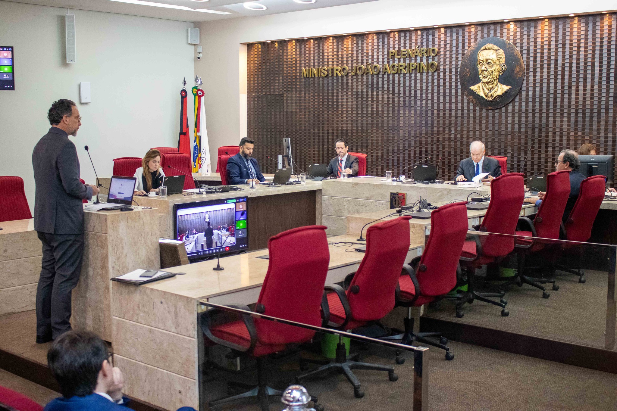 Câmara do TCE aprova as contas de dois entes previdenciários  e de nove Câmaras Municipais