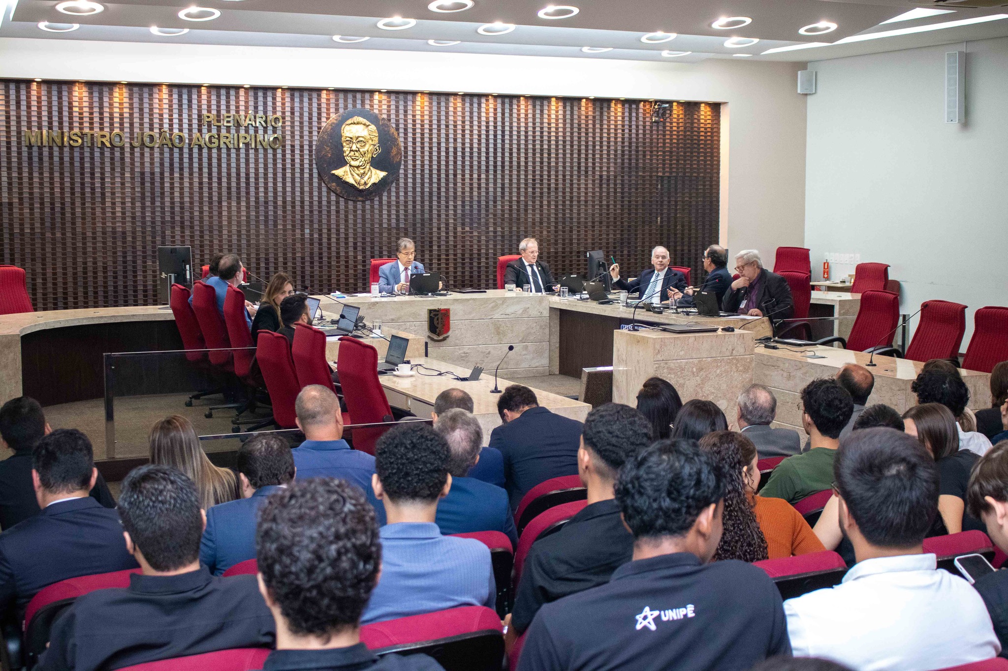 TCE aprecia recursos e julga regulares as contas da UEPB, Lifesa, Fundac e de mais sete prefeituras