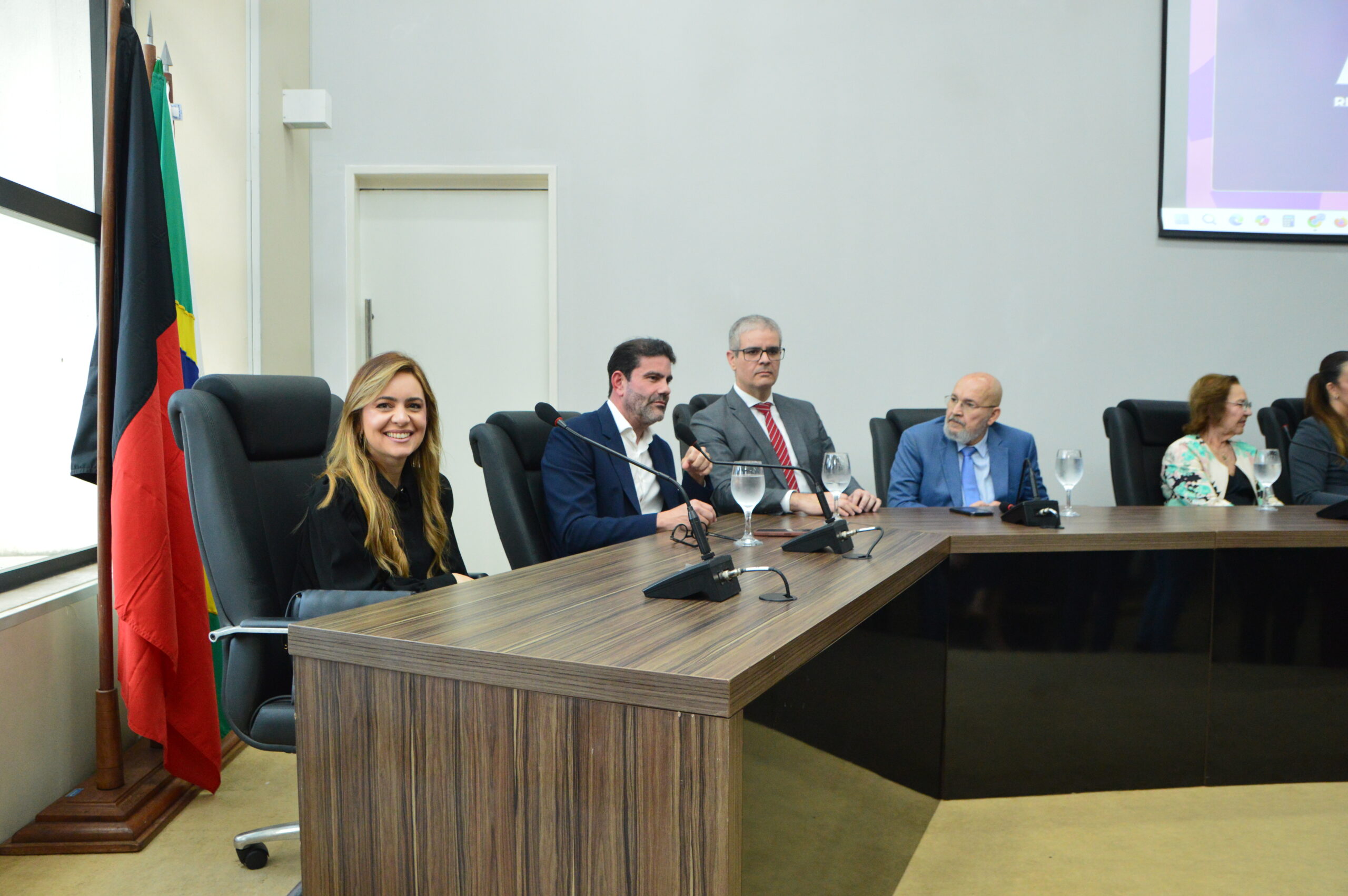 Conselheira do TCE-PB acompanha assinatura de convênios para ampliar ações de enfrentamento à violência contra a mulher