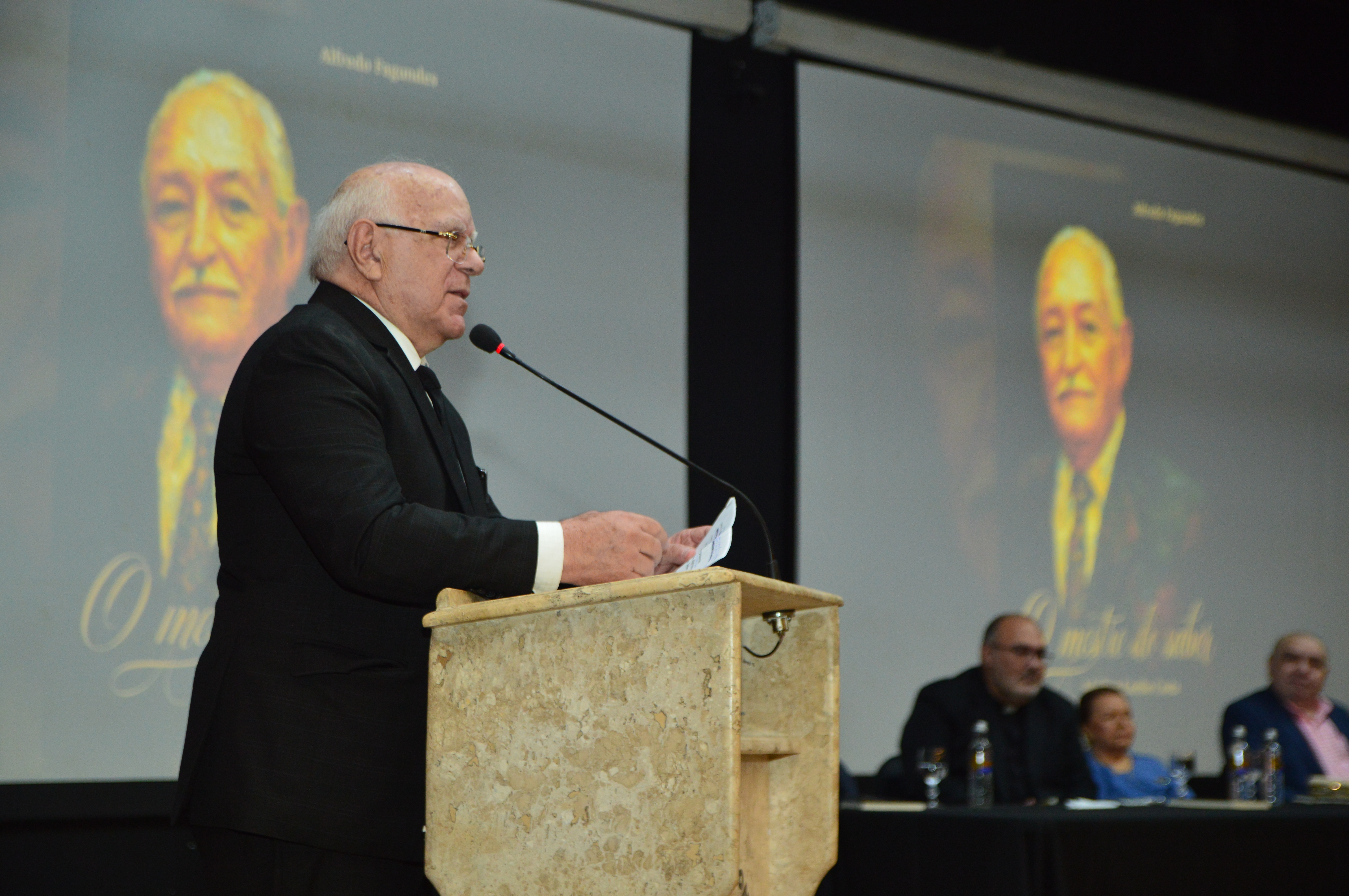 Centro Cultural do TCE-PB sedia homenagem ao saudoso conselheiro Adailton Coelho Costa