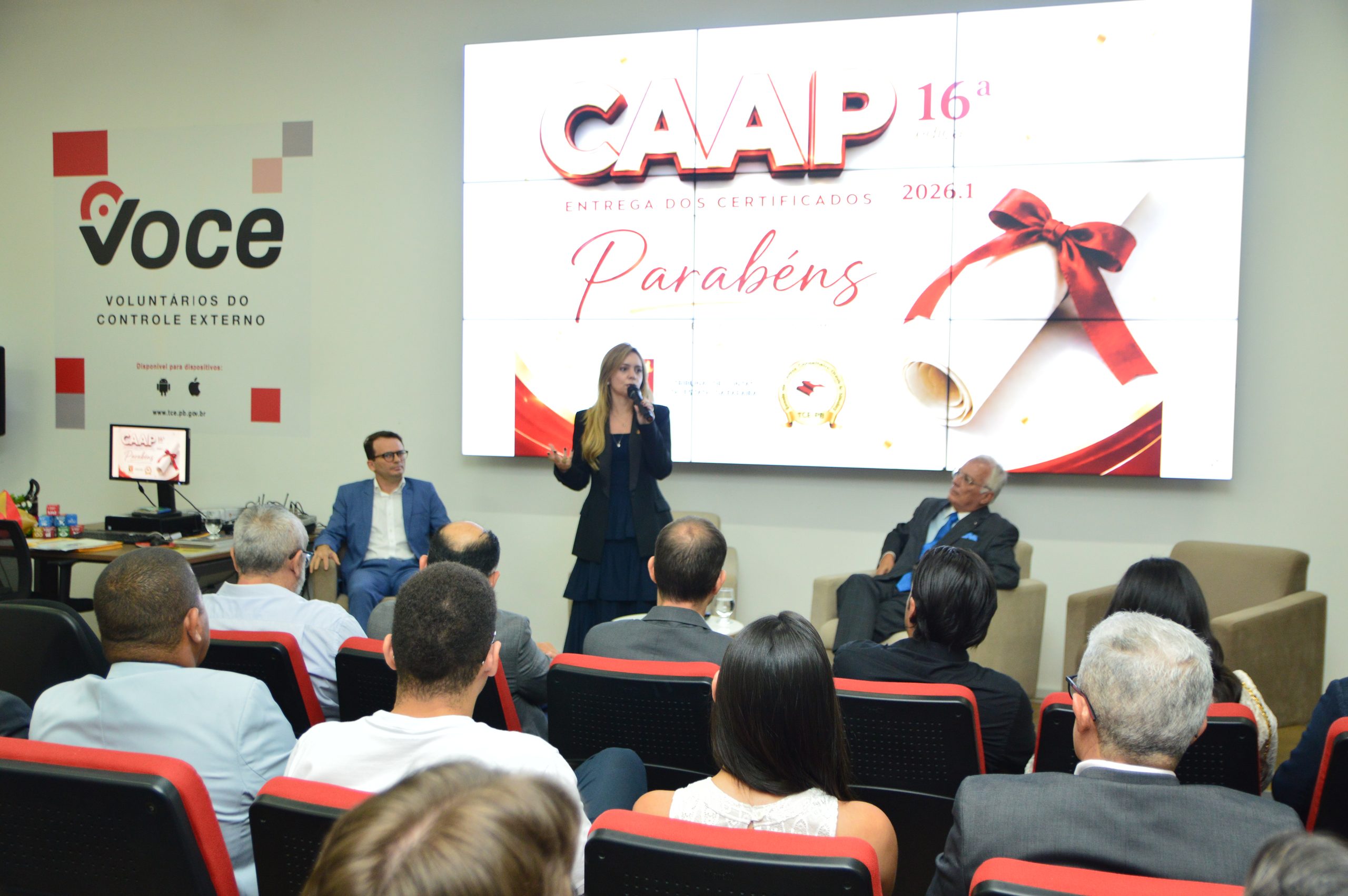 Escola de Contas do TCE conclui o 16º CAAP/2026 com a entrega de certificados aos alunos concluintes