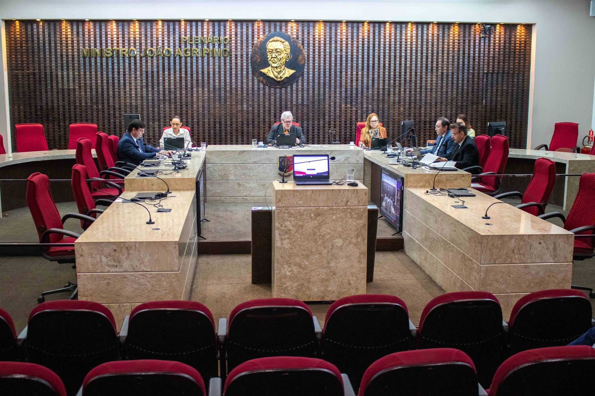 Primeira Câmara do TCE aprova contas da Daesa e dos Institutos de Previdência de Juru e Princesa