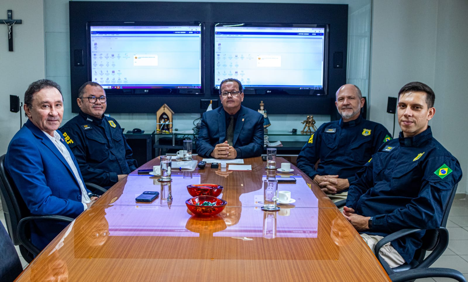 Vice-presidente do TCE recebe novo chefe da PRF na PB e reitera parceria para troca de informações