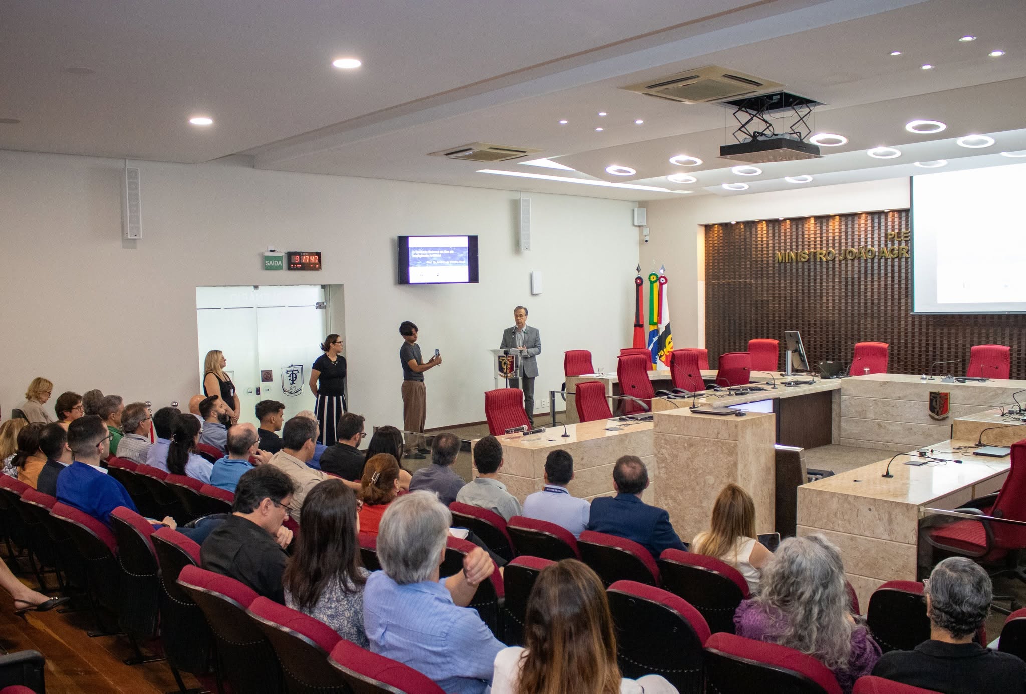 Seixas: TCE-PB apresenta internamente nova ferramenta de Inteligência Artificial