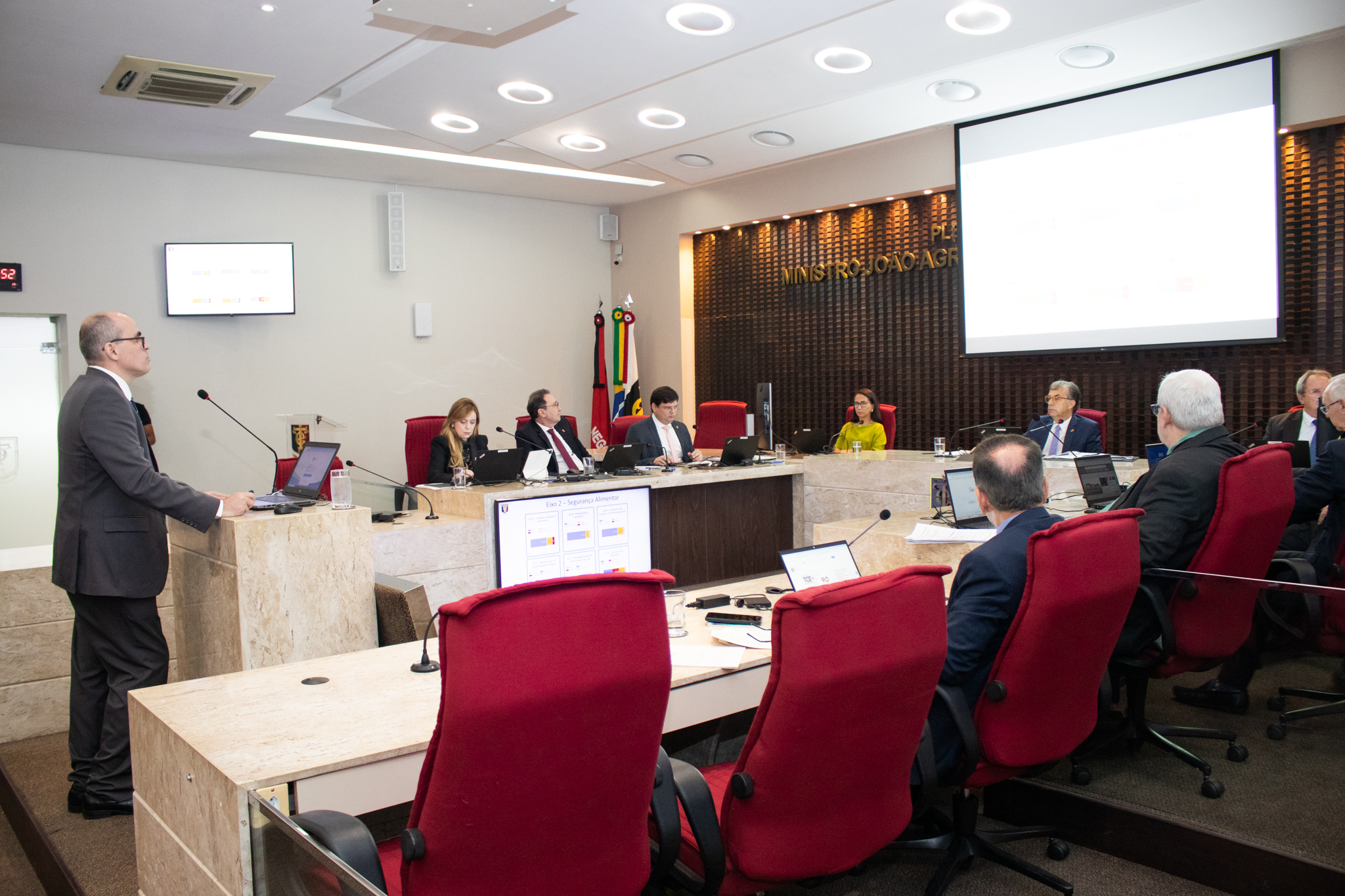 TCE-PB aponta desafios na infraestrutura escolar e anuncia acompanhamento das providências para melhorar a educação