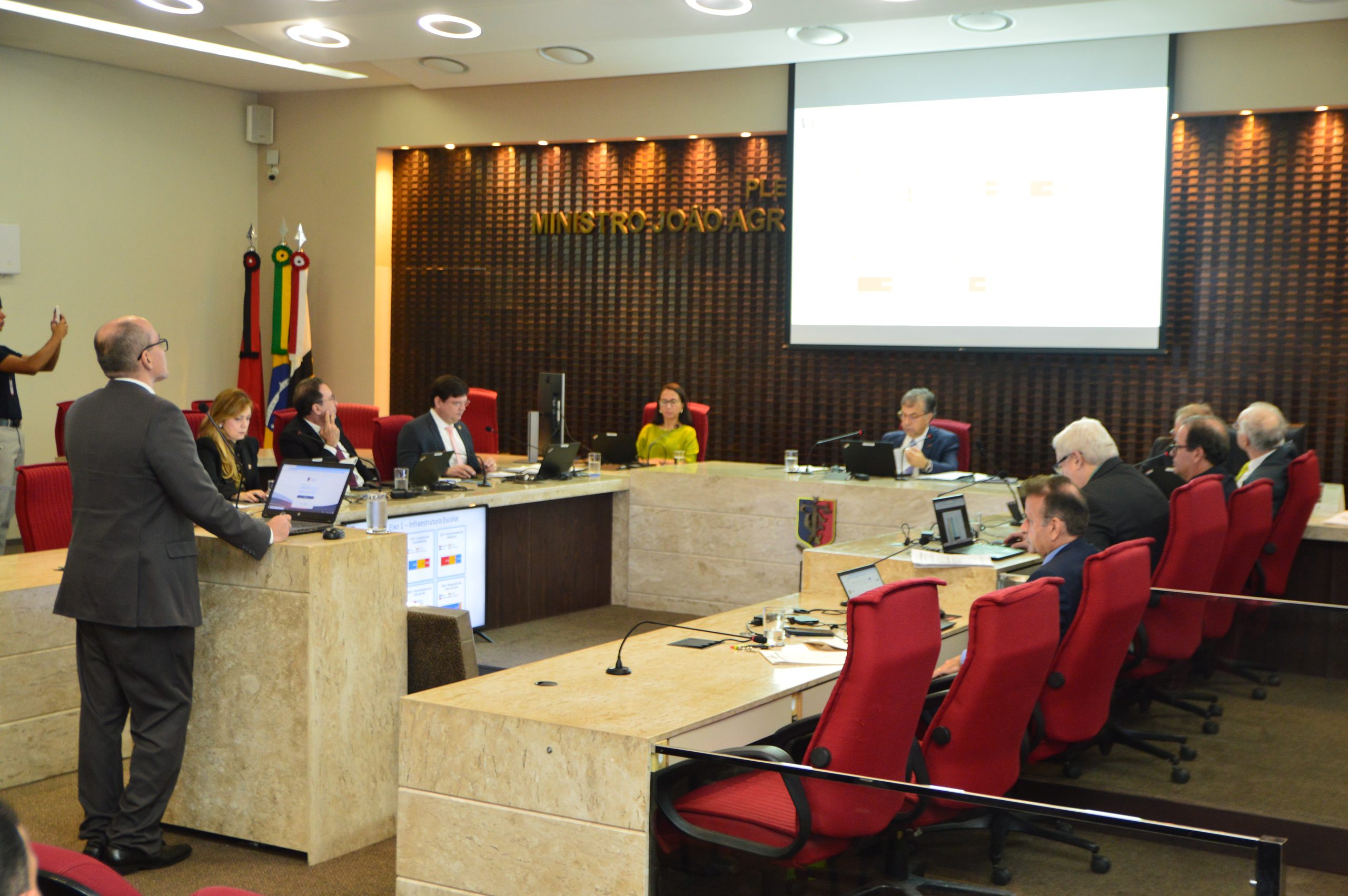 Uso de créditos sem autorização legislativa leva à reprovação as contas da Prefeitura de Nazarezinho