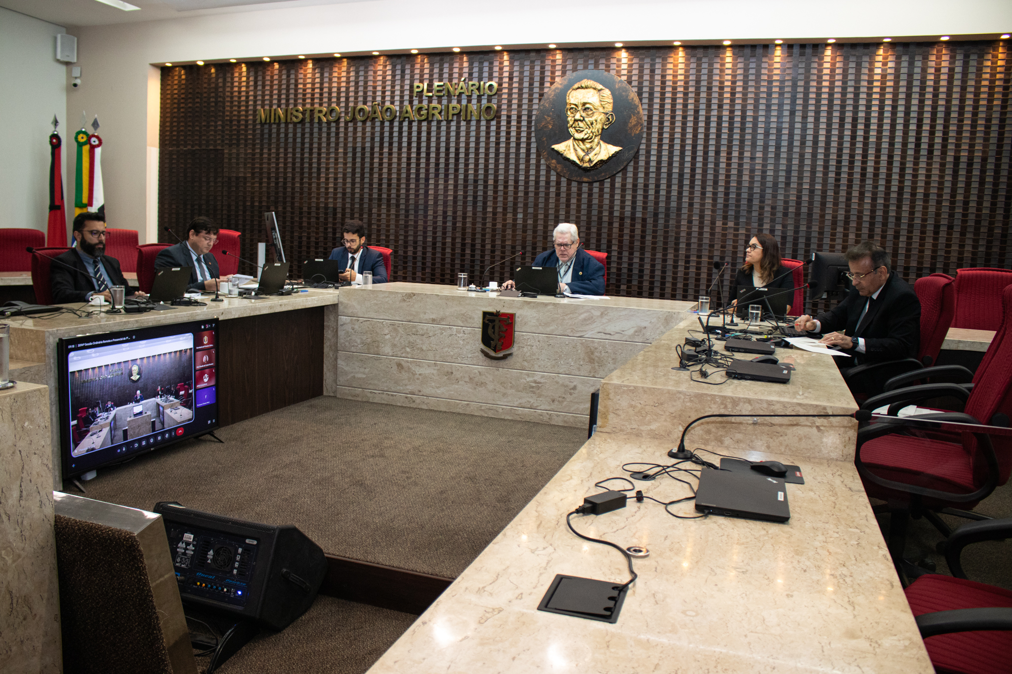 Remuneração excessiva do presidente reprova as contas anuais entregues pela Câmara de Pocinhos