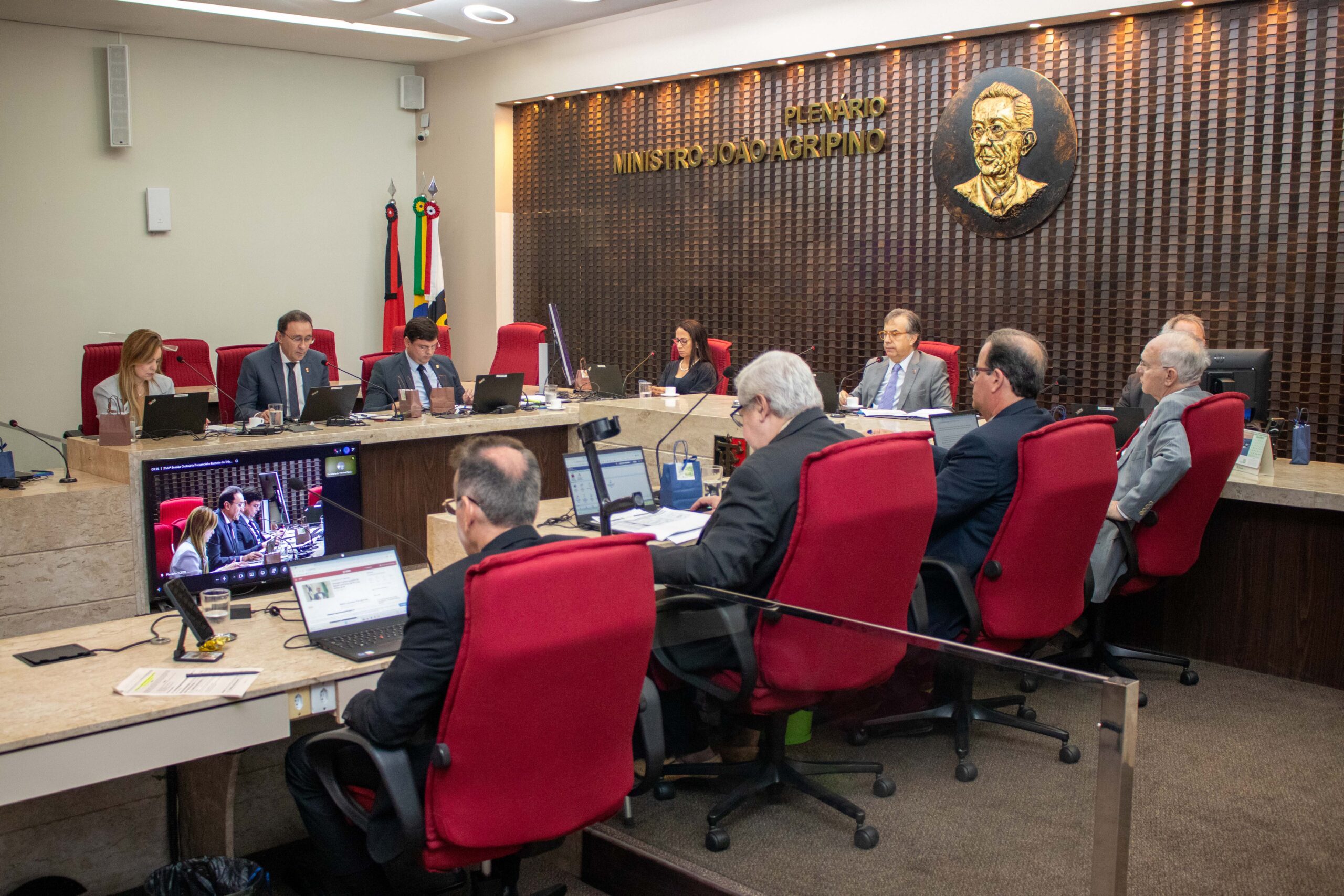 Prefeito deixa de cumprir limite para aplicar recursos do Fundeb no Magistério e tem contas reprovadas no TCEPB