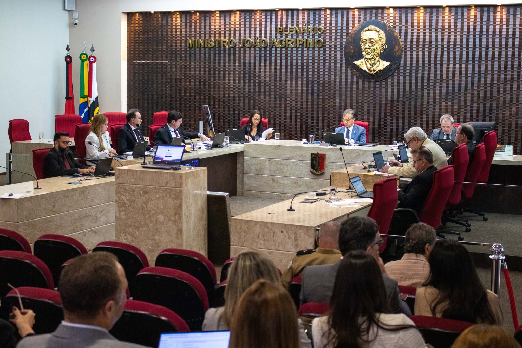 TCE impõe débito de R$ 932,7 mil a ex-dirigente do Conselho de Saúde por despesas não comprovadas